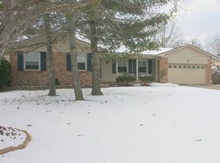 5122 Old Franklin Rd, Grand Blanc, MI 48439