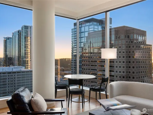 10610 NE 9th Place #2302, Bellevue, WA 98004