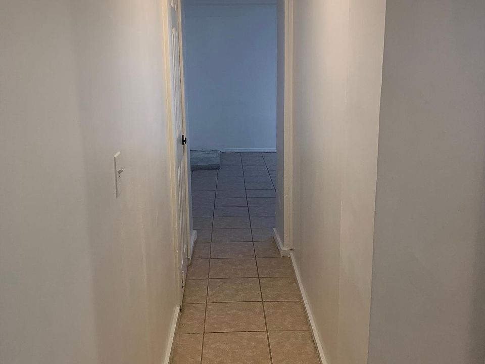 1st image of 143 Clifton Ave Floor 1