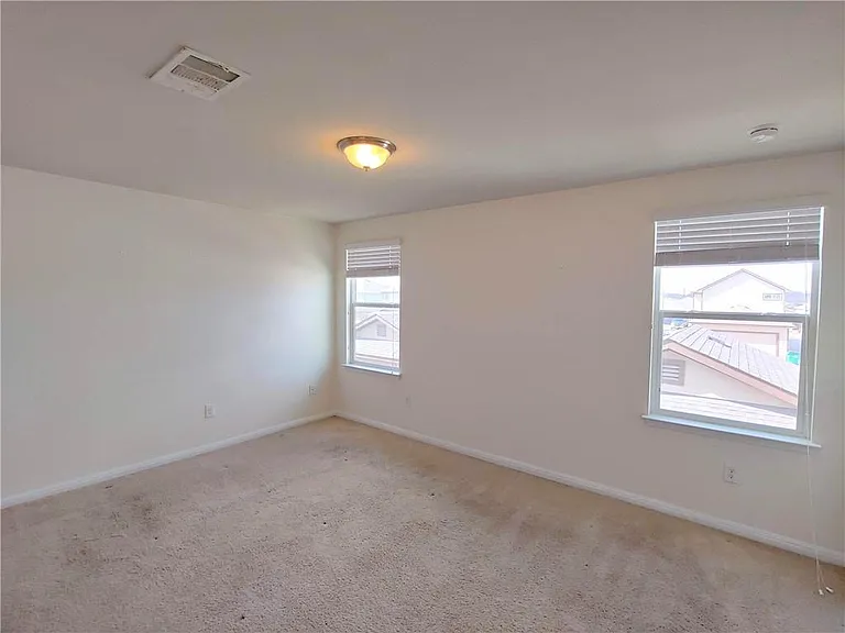 18412 Cumberland Gap St — Photo 12
