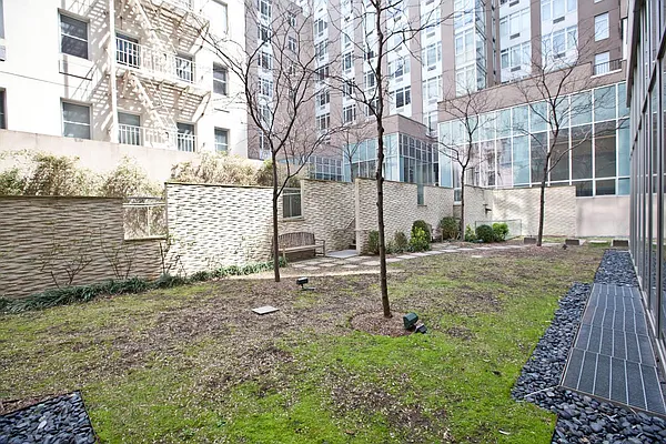 Rented by Evans Real Estate | media 38