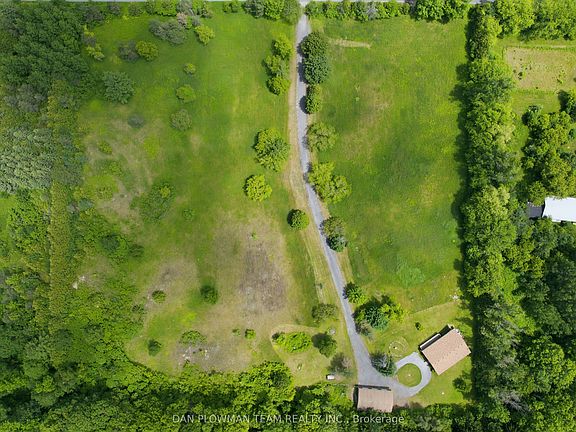 3rd image of 9640 Dagmar Rd