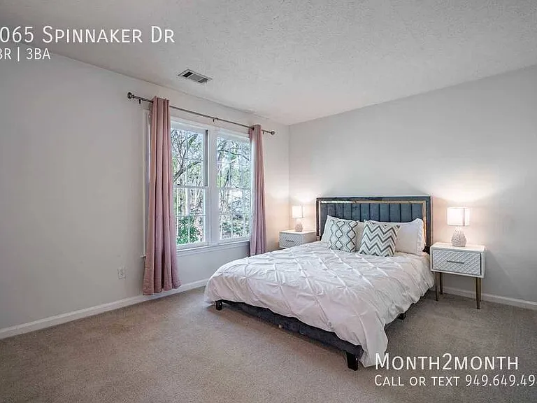 4065 Spinnaker Dr — Photo 5
