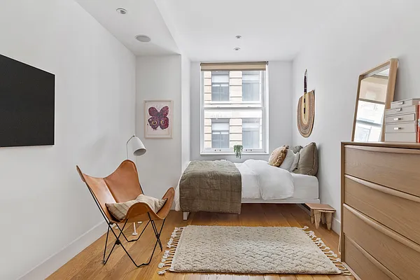 Sold by Compass | media 11