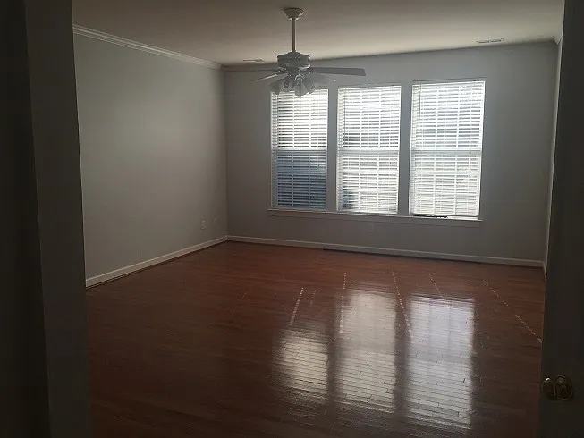 4412 Chickasaw Ct — Photo 4