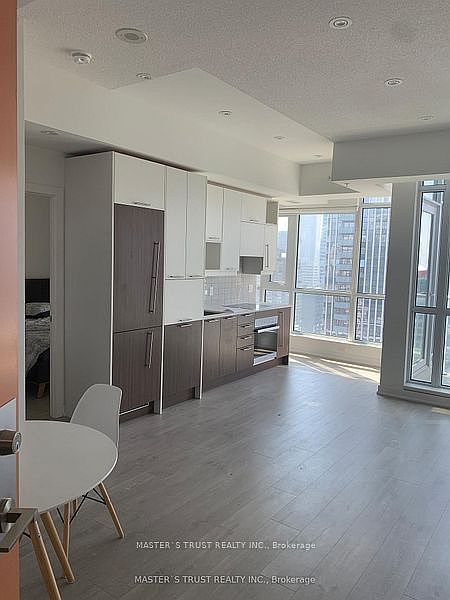 1st image of 30 Nelson St #2406