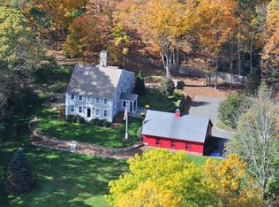 5 Maple St, Sherborn, MA 01770