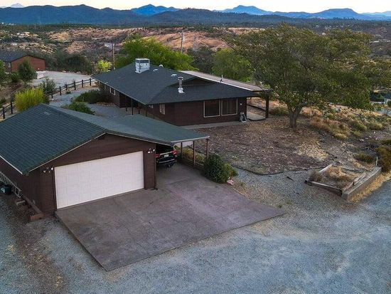 16177 Laurie Ann Ln, Redding, CA 96001