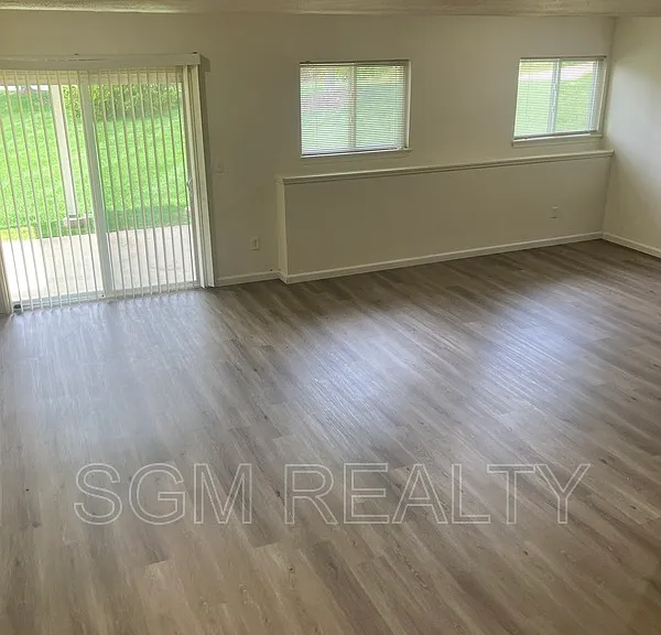 1711 Ambrose Terrace Dr — Photo 15