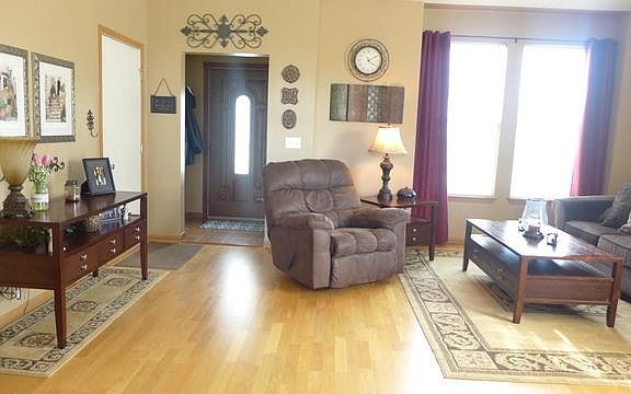 4th image of 2146 N Camden Ln