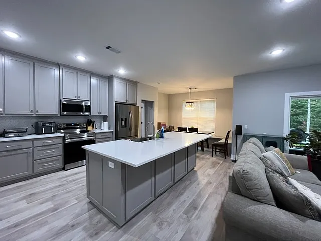 44 Rannoch Dr — Photo 9