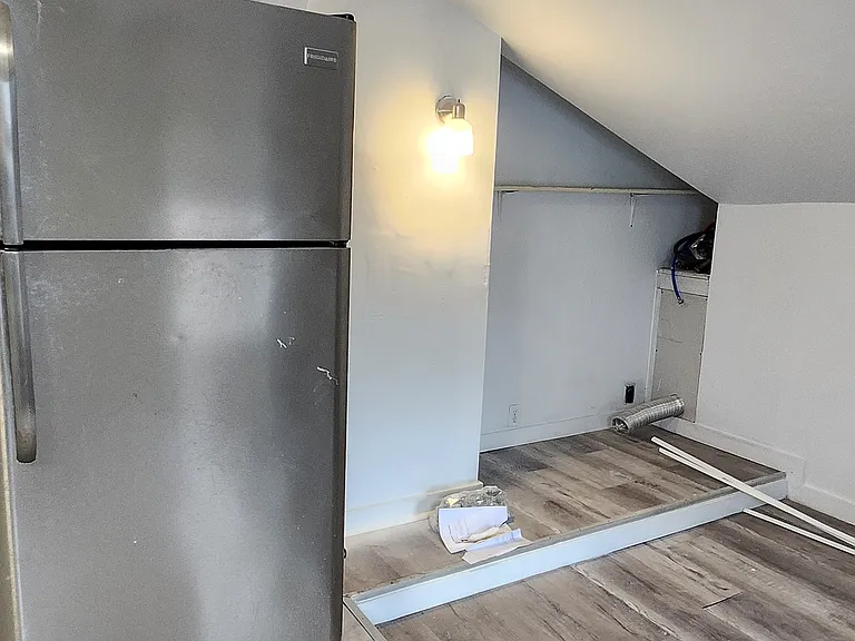 42 Wainscott Ave #3 — Photo 4