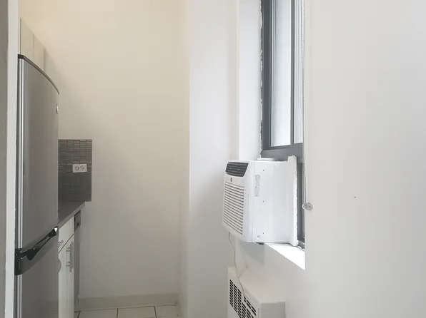 131 East 23rd Street image 7 of 8