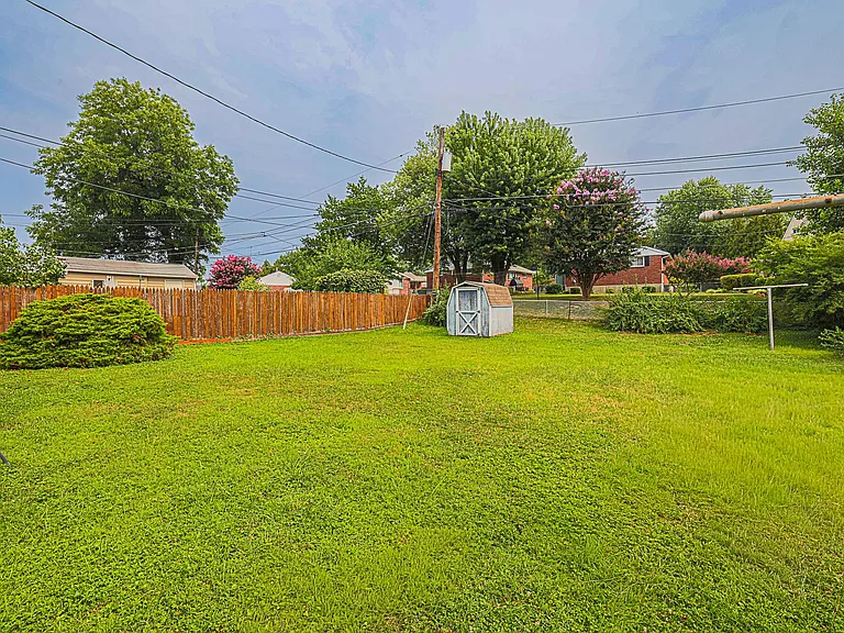 16 Hathaway Rd — Photo 17