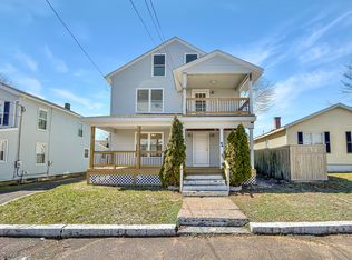 27 Loveland St APT 1, Middletown, CT 06457