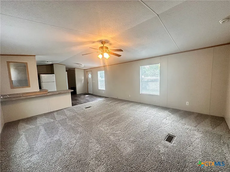 208 Picasso Dr — Photo 5