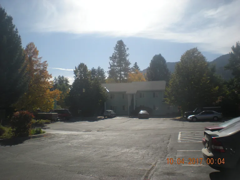 209 Canyon St — Photo 7