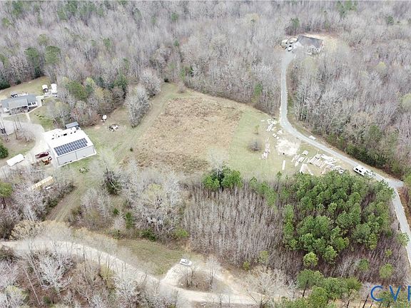 3rd image of 2 Clarke Rd