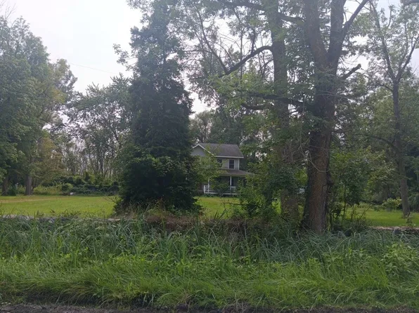 2372 Peters Beach Rd, Linwood, MI 48634