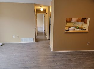 15 Juniper Ct, Lawrence Township, NJ 08648