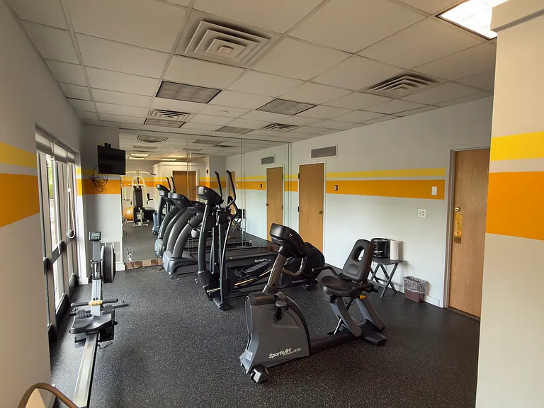 Chelsea Condos — Photo 76