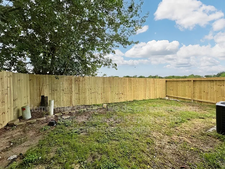 6220 Stoney Creek Dr — Photo 22