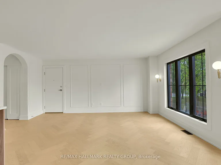 13 Ella St #3 — Photo 8