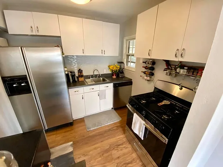 1915 N Prairie Ave #B — Photo 7