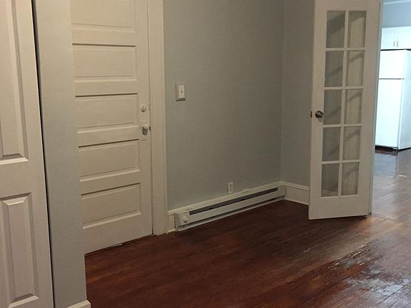 5th image of 808 Westover Ave APT 1