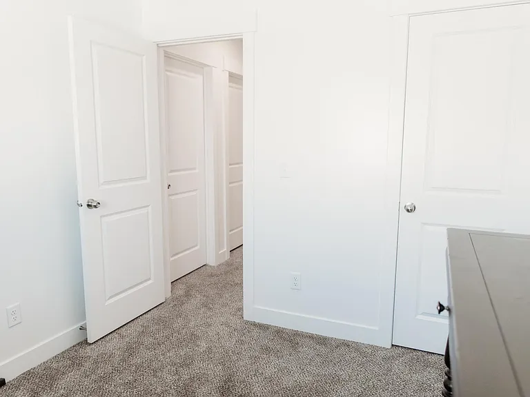 318 E 1850 N #15 — Photo 11