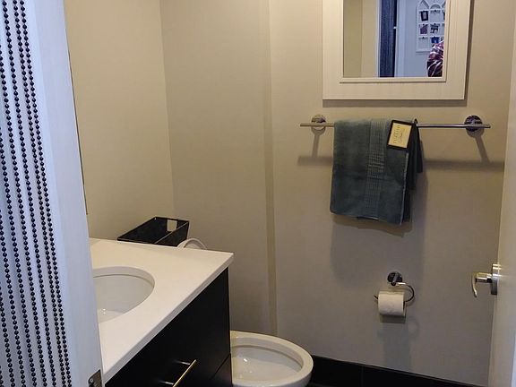 5th image of 35 E 13th St Unit 303