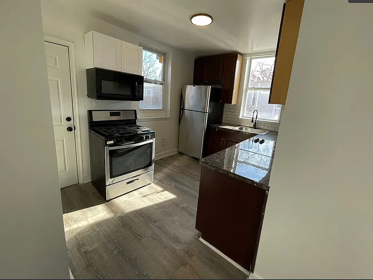 3111 Warder St NW #1 — Photo 13