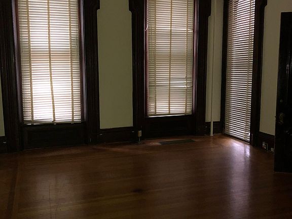 4th image of 517 N 5th St APT 101