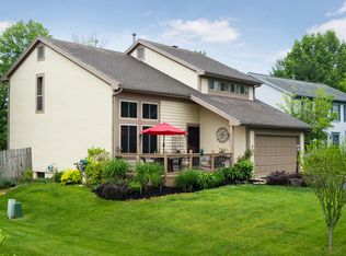 325 Slate Run Dr, Powell, OH