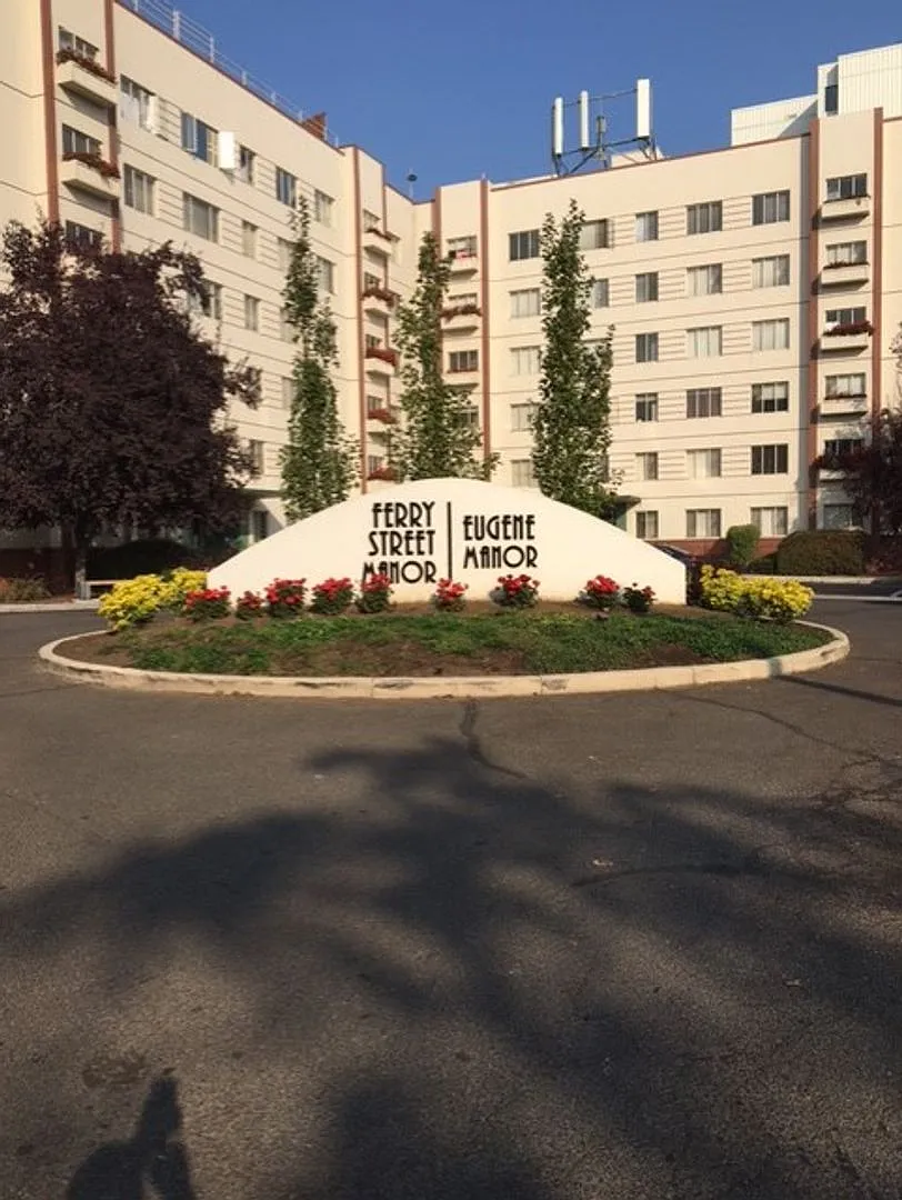 Building Photo - Eugene Manor Apartments