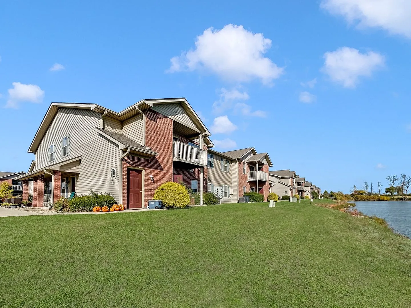 Discover Your Lakeside Haven in Greensburg, IN! — Photo 4