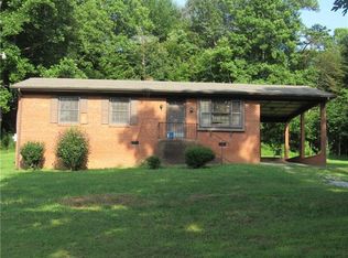 226 Carlton Rd, Boomer, NC 28606