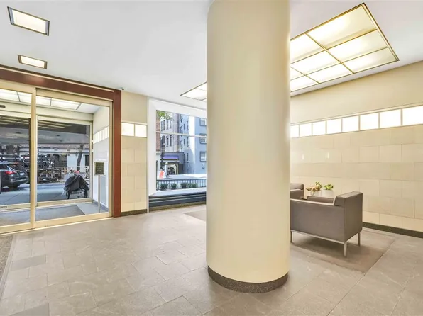 77 East 12th Street image 4 of 21