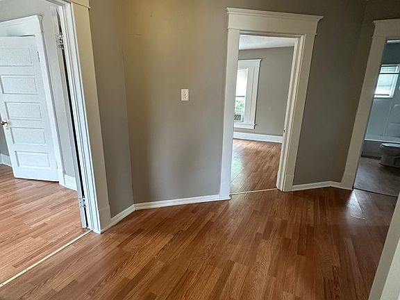 3rd image of 505 S Washington St #2