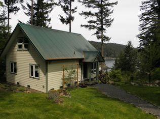 105 Spotted Deer Ln, Olga, WA 98279