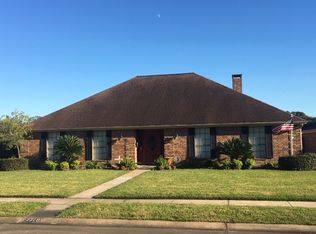 2719 Elizabeth St, Port Neches, TX 77651