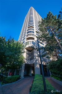 1301 Spring Street #20I, Seattle, WA, 98104