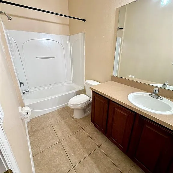 San Jacinto Cir — Photo 16