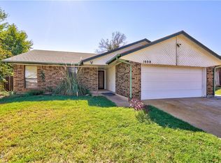 1608 SE 8th St, Moore, OK 73160