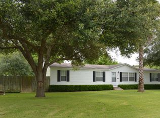 109 Marilyn St, Columbus, TX 78934