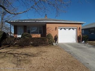 23 Pigalle St, Toms River, NJ 08757