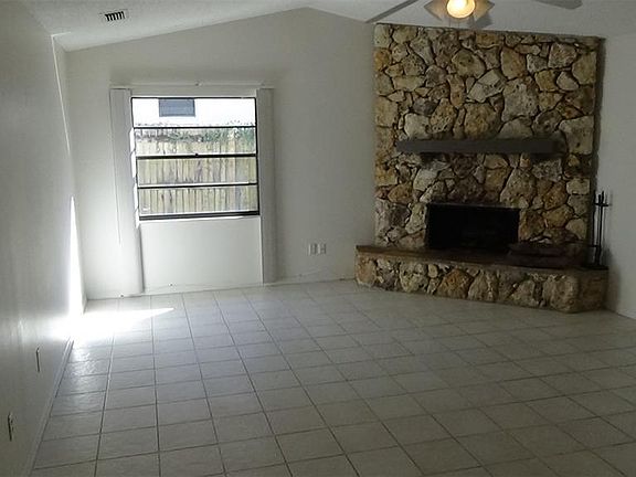 2nd image of 2733 Glennedwin Ct