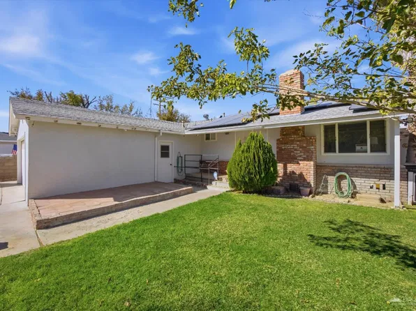 2801 Benito Ave, Mojave, CA 93501
