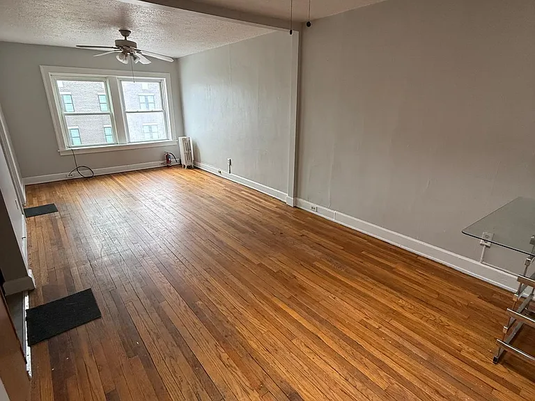 1318 Warrensville Center Rd #4 — Photo 5