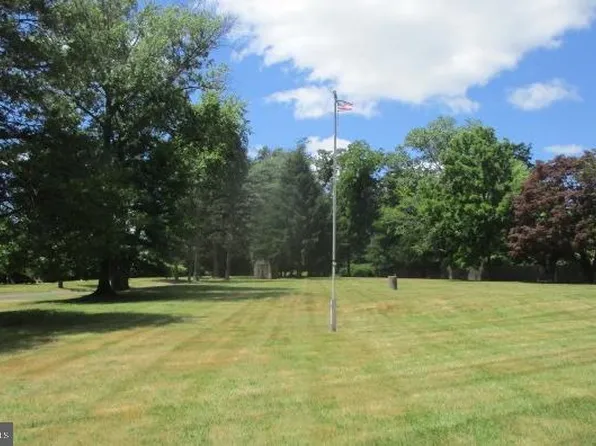 51 Franklin Corner Rd, Lawrence Township, NJ 08648